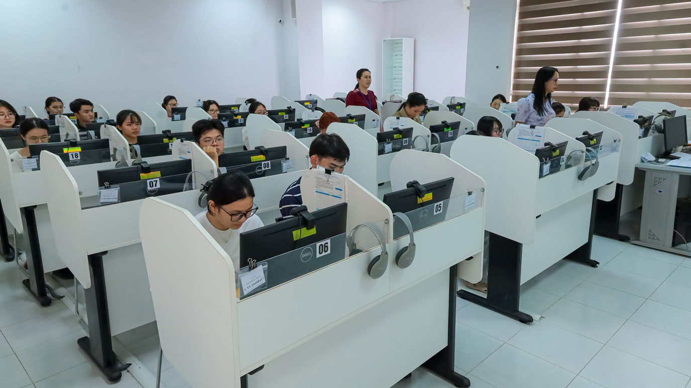 Kỳ thi V-SAT đợt 6 tại Đại học Cần Thơ có quy mô lớn nhất từ đầu năm đến nay. Ảnh: Đại học Cần Thơ